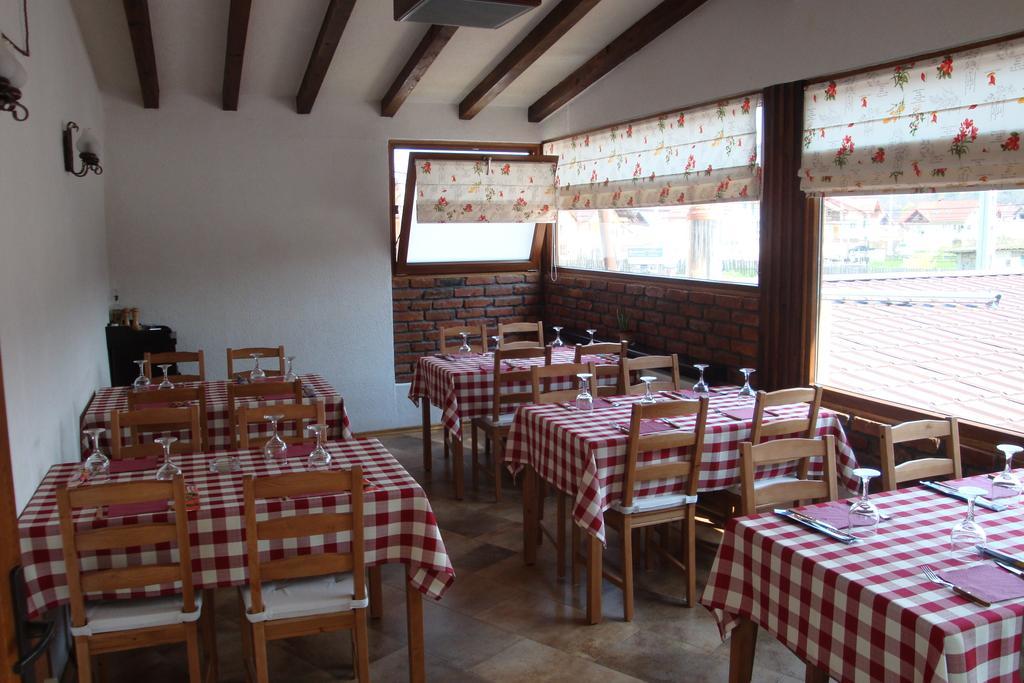 Pensiunea Mason'S Rîşnov Exterior foto